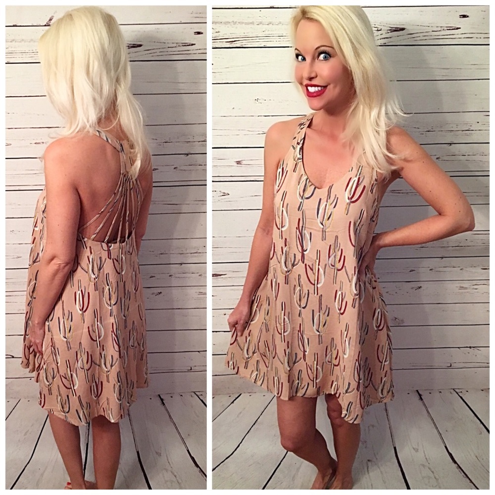 Last 1! 🎉HP🎉Cactus 🌵 print fully lined dress! - Picture 4 of 4