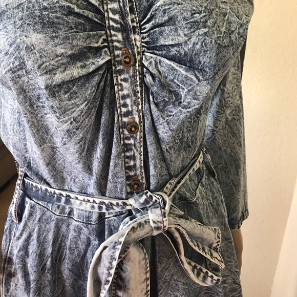 👗Large Acid Washed Denim Shirt Dress - Picture 4 of 4