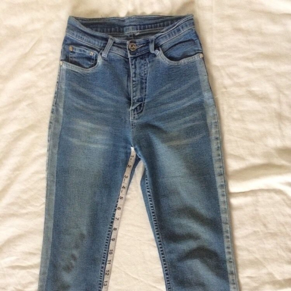 Cutie gang women's regular capris light two-toned