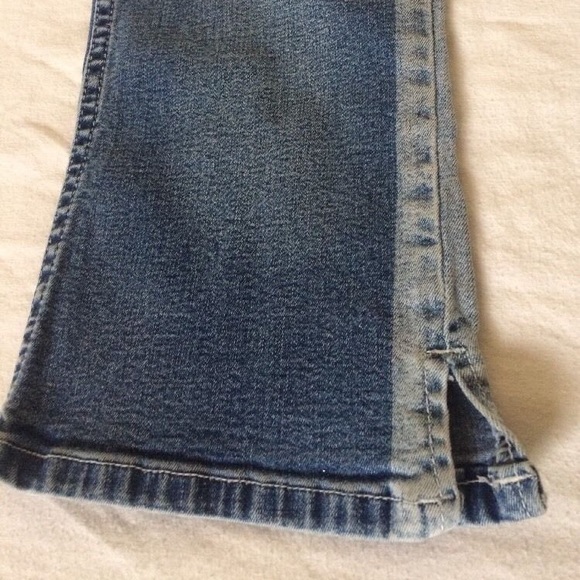 Cutie gang women's regular capris light two-toned - Picture 7 of 8