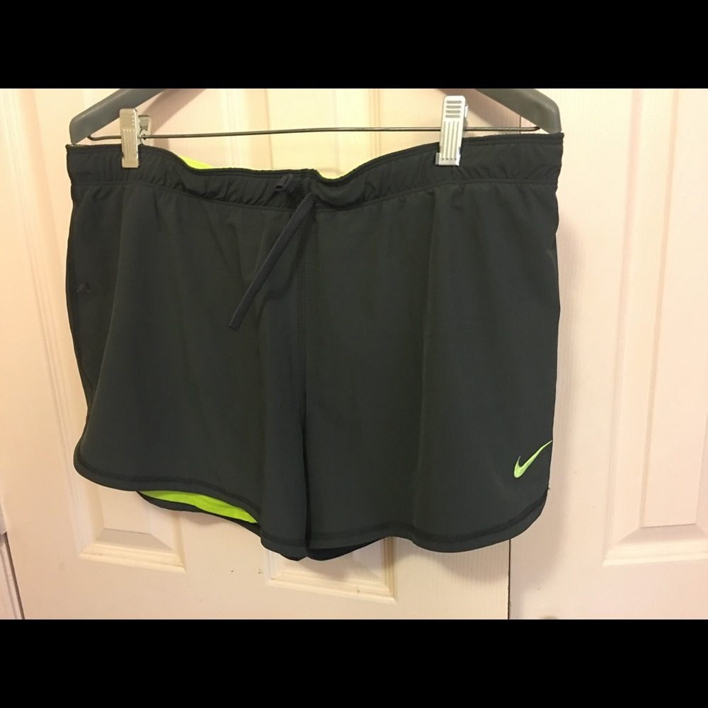 Dri-fit pacer women's running shorts