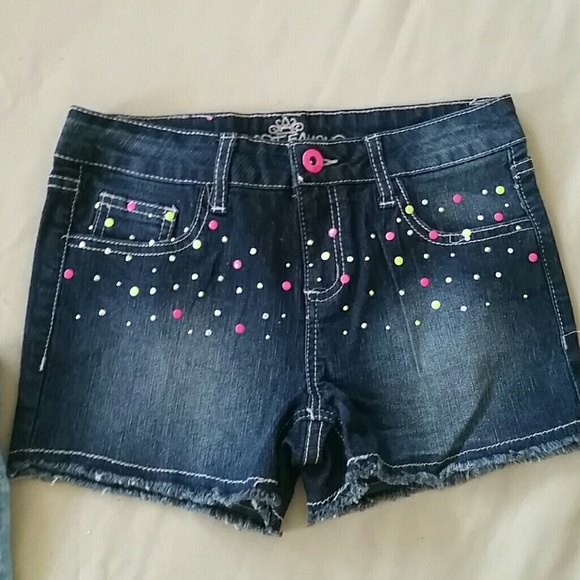 Almost Famous Bundle - Picture 2 of 5