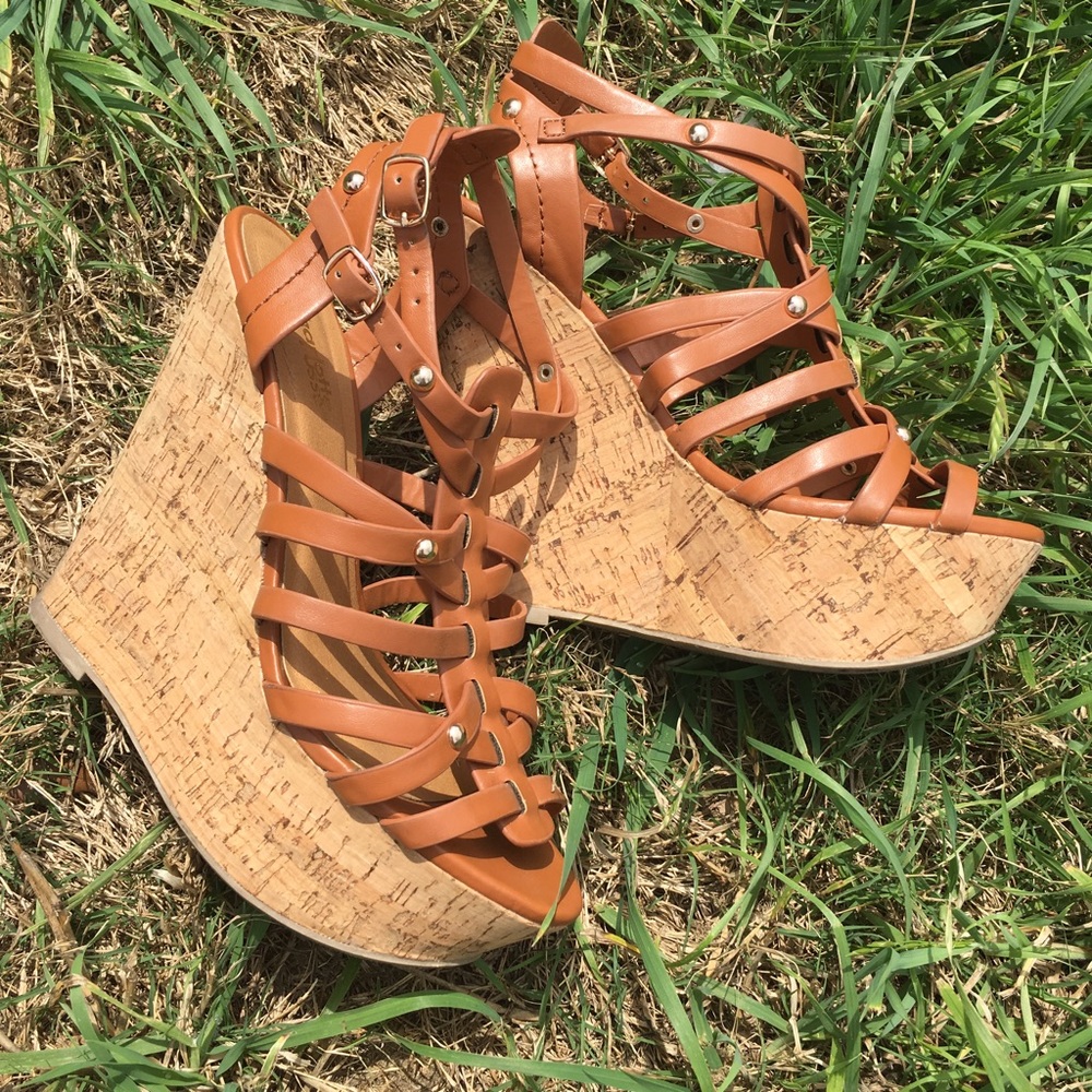 Brow Summer Wedges