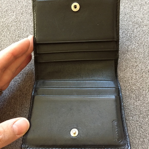 Authentic Coach wallet - Picture 2 of 4