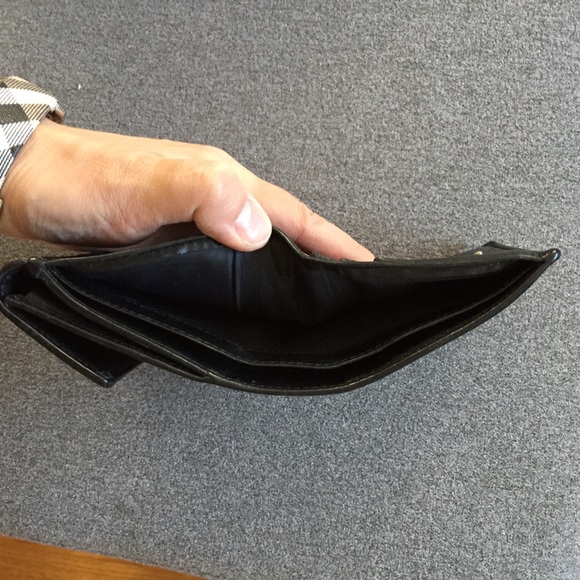 Authentic Coach wallet - Picture 4 of 4