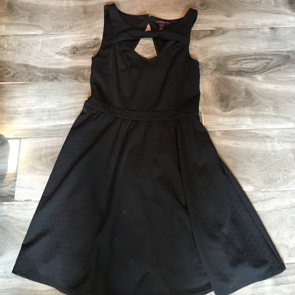 black dress