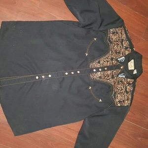 Scully Heavy embroidered pearl snap shirt
