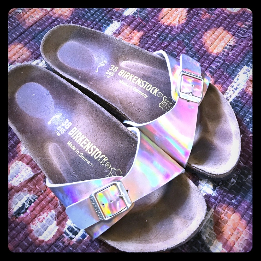 Holographic Birkenstocks