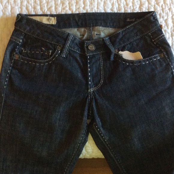 Jeans - Picture 4 of 5