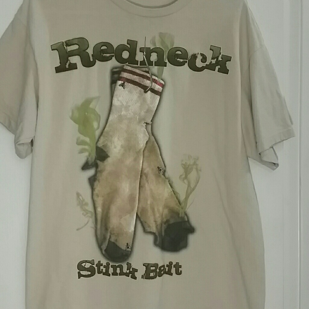 Red neck t-shirt