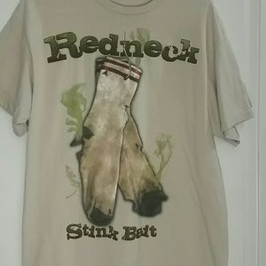 Red neck t-shirt