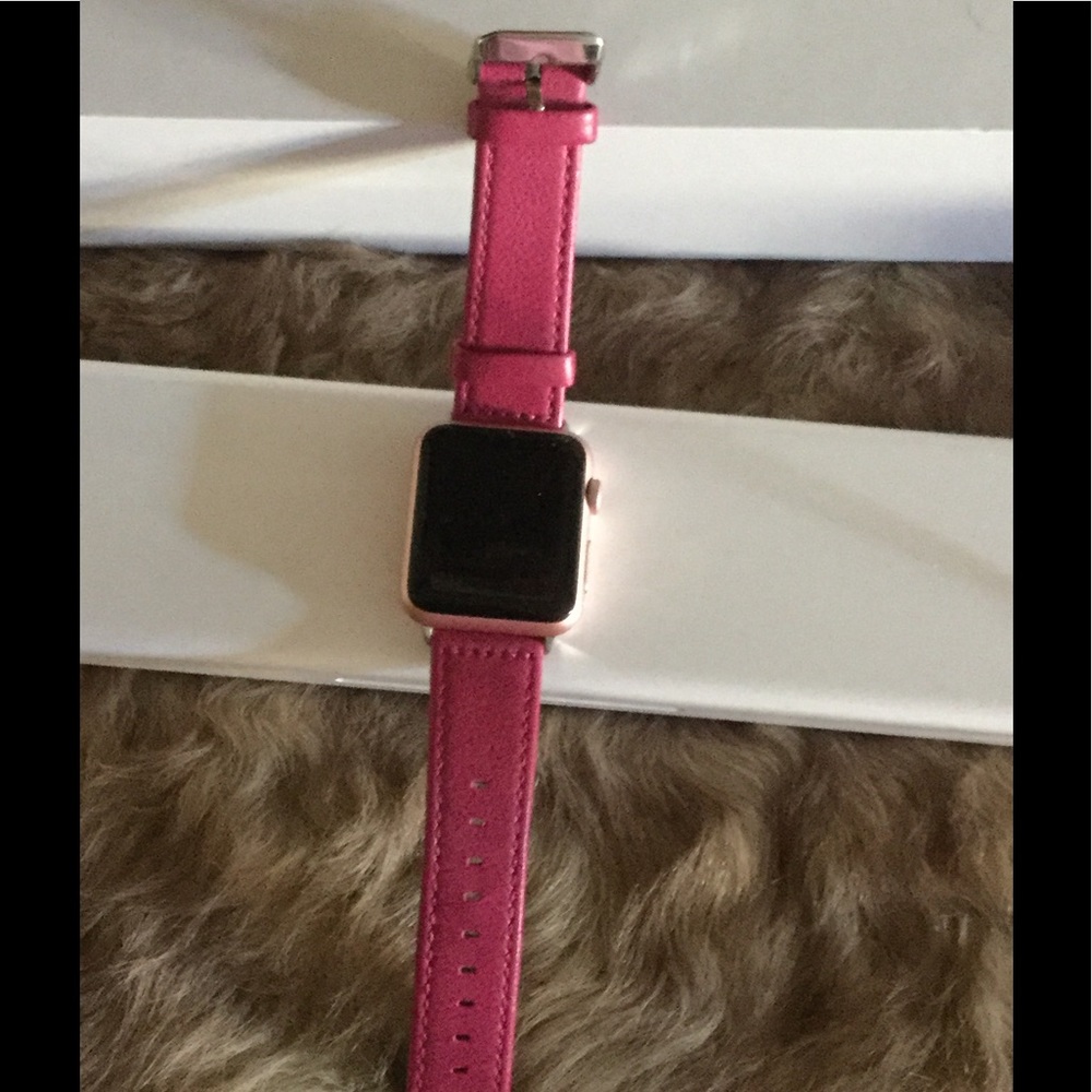 Apple I watch sport series 7000