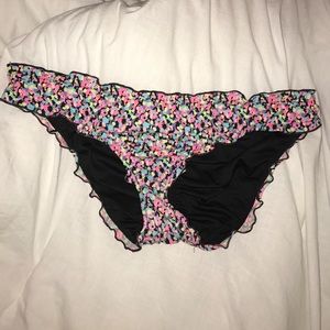 Victoria Secret Cheeky bottoms