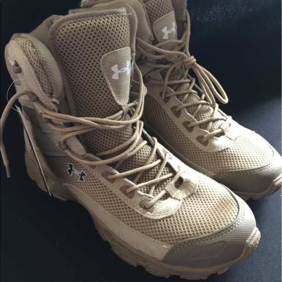 NWT Under Armour boots! - Picture 4 of 4