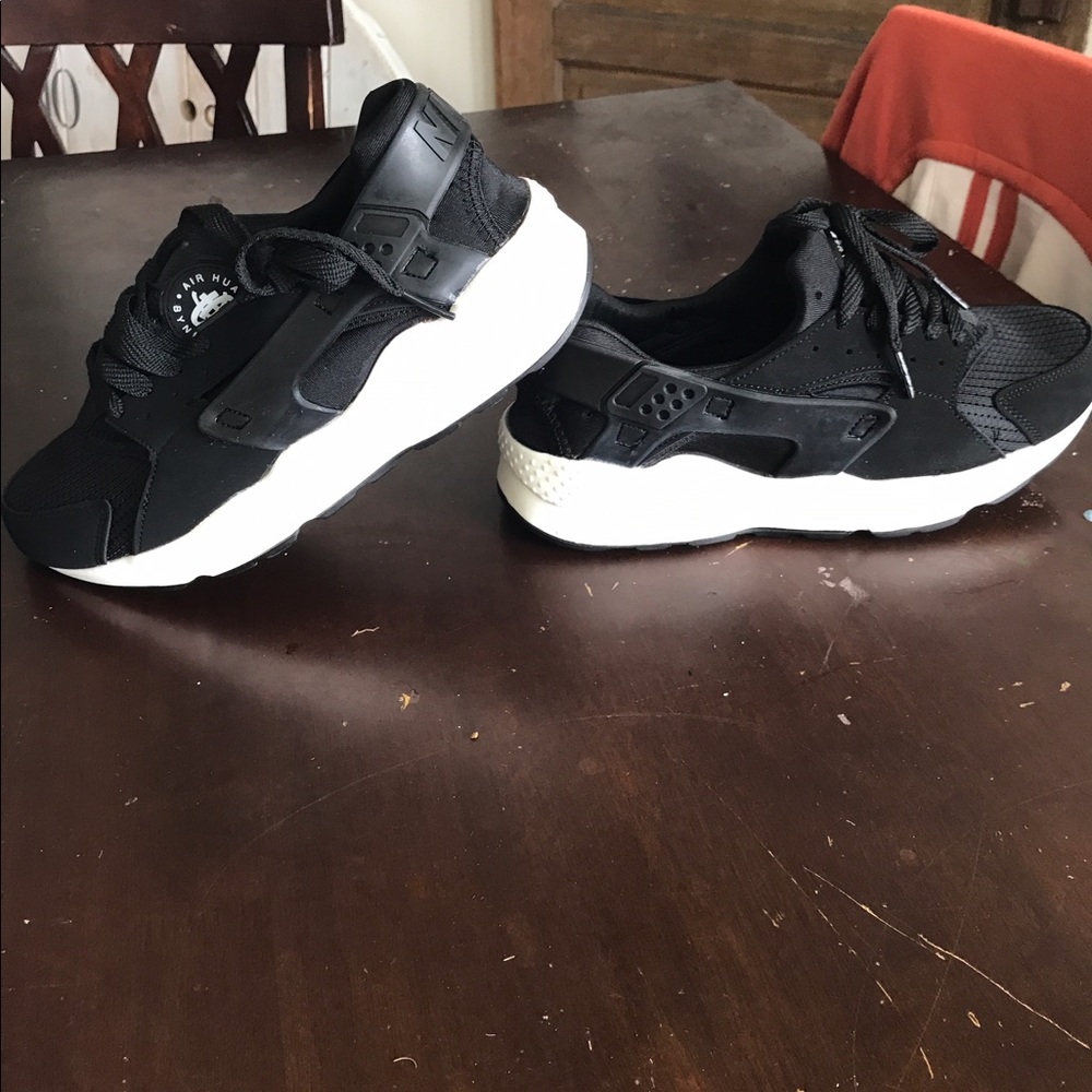 Nike hurraches - Picture 1 of 1