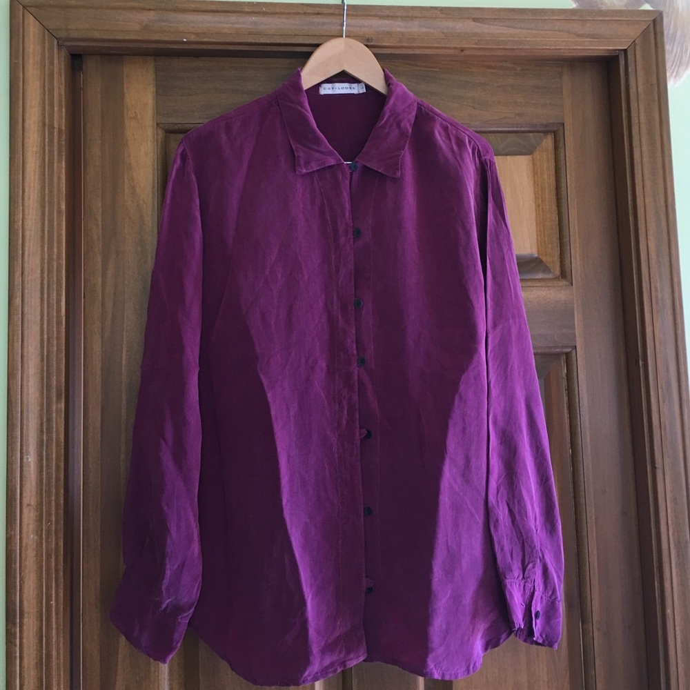 Stunning grape colored 100% silk blouse.