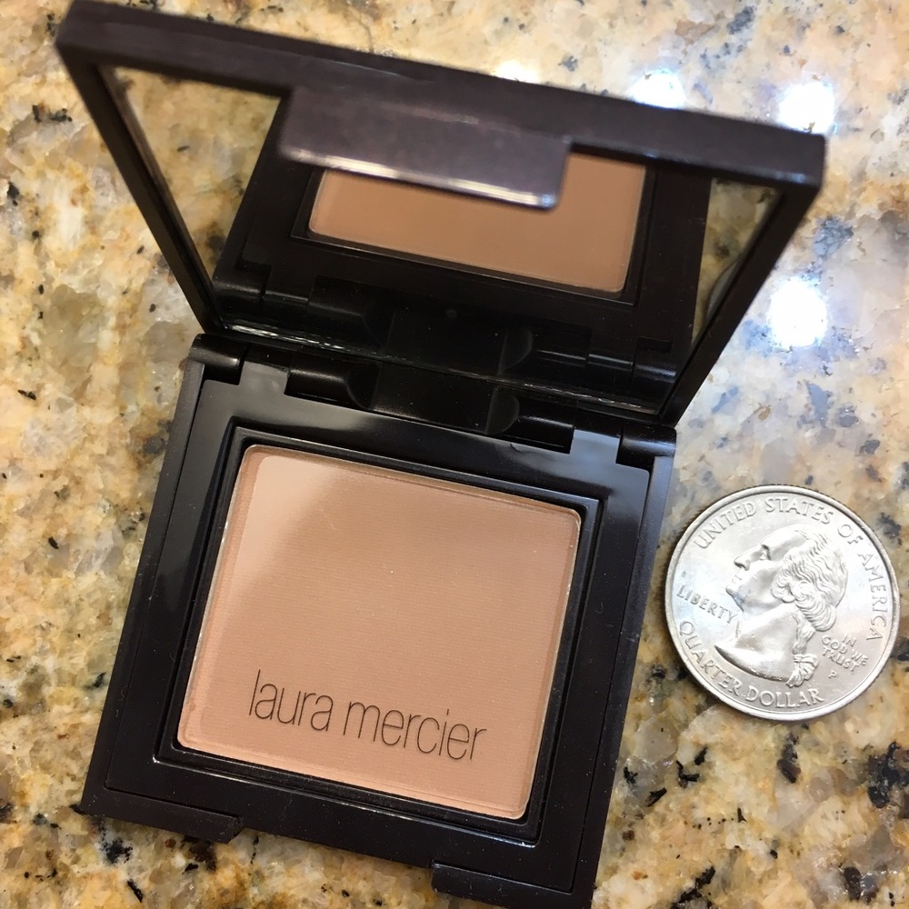 LauraMercier bronzing pressed powder