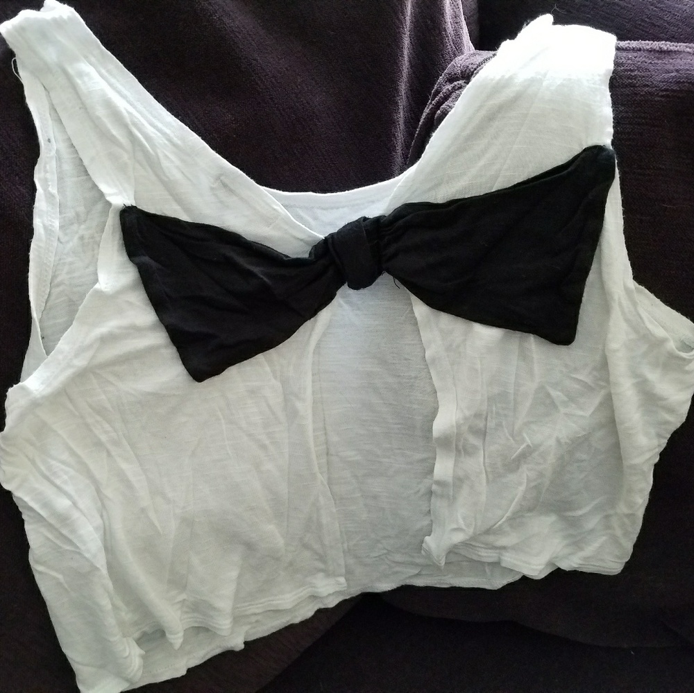 Bow crop top