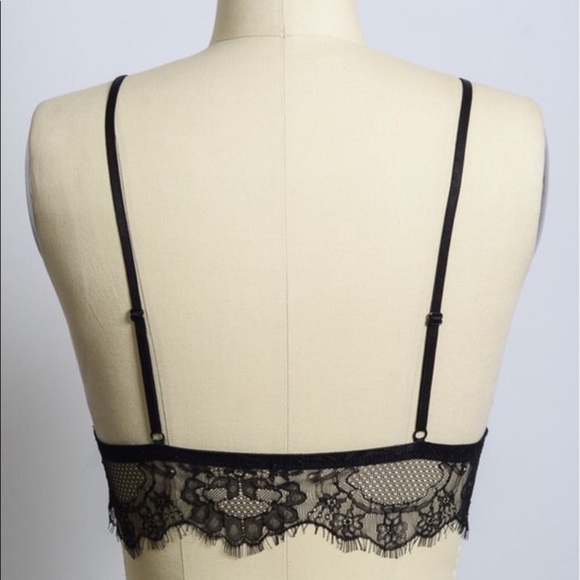 💕LAST 1💕Black Eyelash Floral lace Bralette - Picture 3 of 3