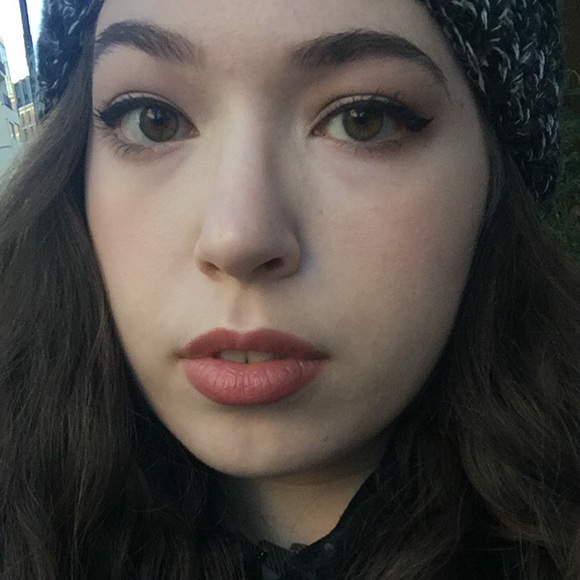 Meet your Posher, A - Picture 1 of 1