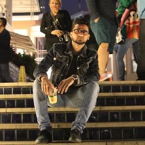 Meet your Posher, Harris