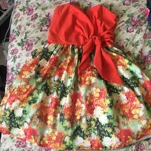 Short strapless floral dress