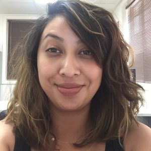Meet your Posher, Cristela