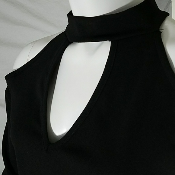 🎉1 left 🙋HOST PICK Cold shoulder - Picture 5 of 7