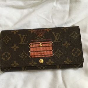 HOLD !!!!!Louis Vuitton Zippy Wallet MV Citrine