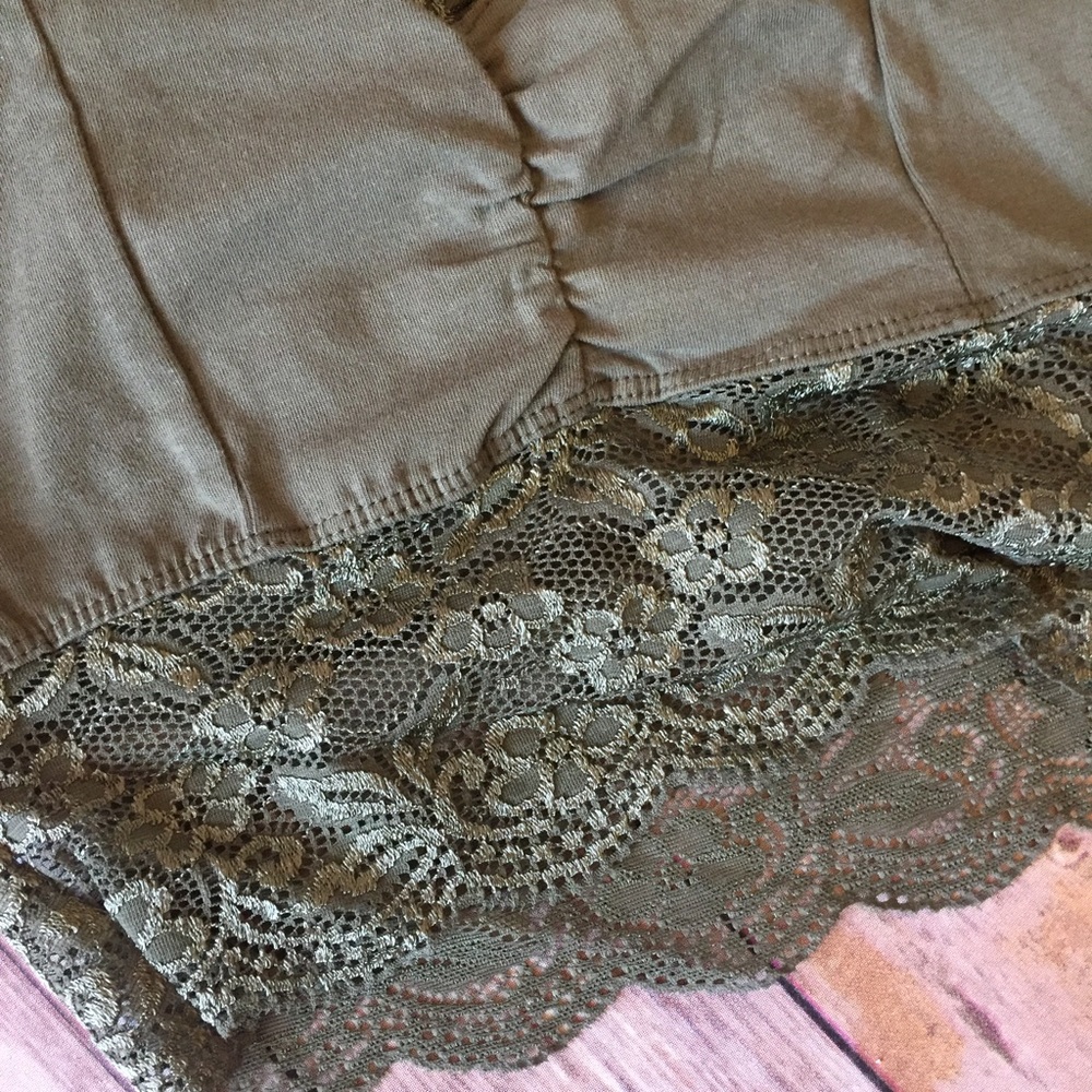 Lace Bandeau Top - Military - Picture 2 of 6