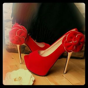 NEW Red Velvet Platform Peep Toe Stiletto Heels