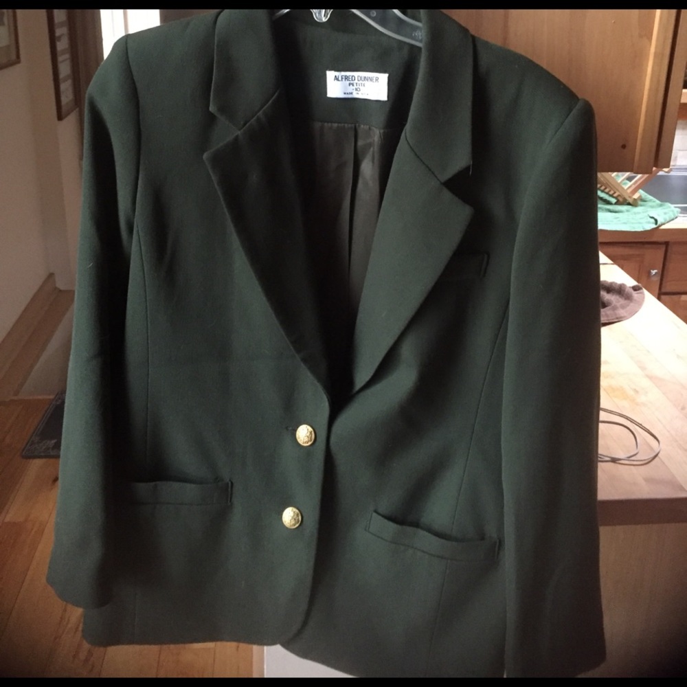 I love green blazer