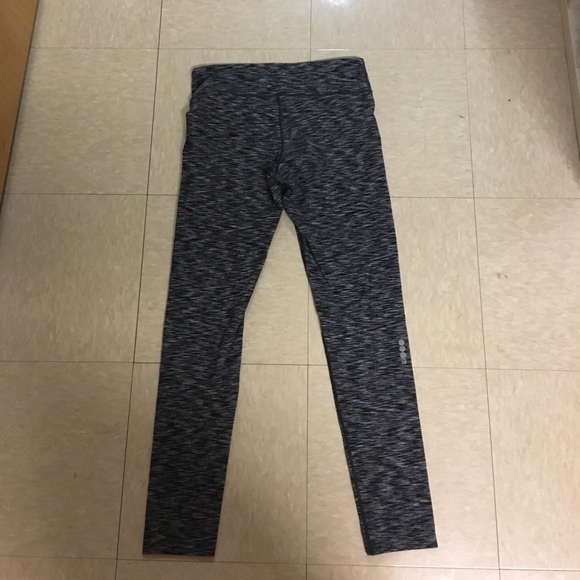 New Buckle leggings - Picture 2 of 3