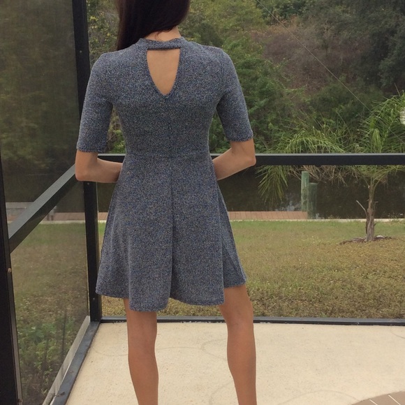 Key Hole Dress Small Only! - Picture 3 of 3