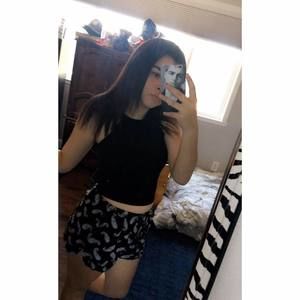 Meet your Posher, Lexie