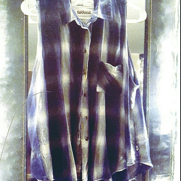 Garage brand flannel vest - Picture 1 of 1