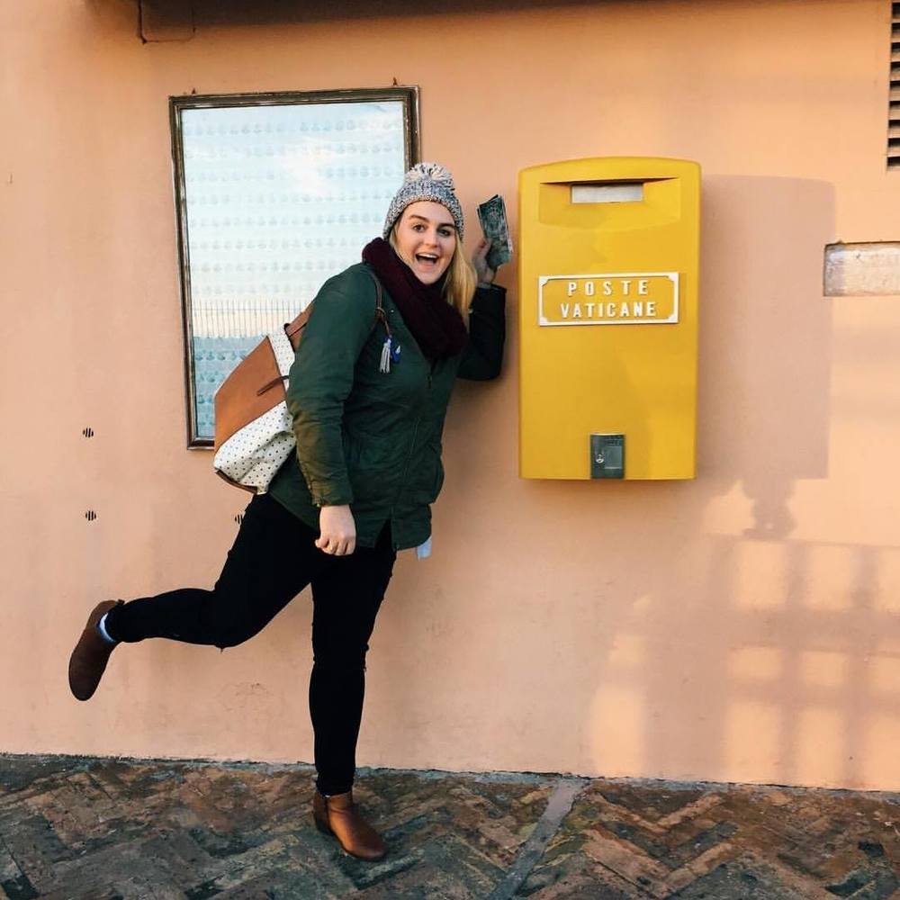 Meet your Posher, Rebekah