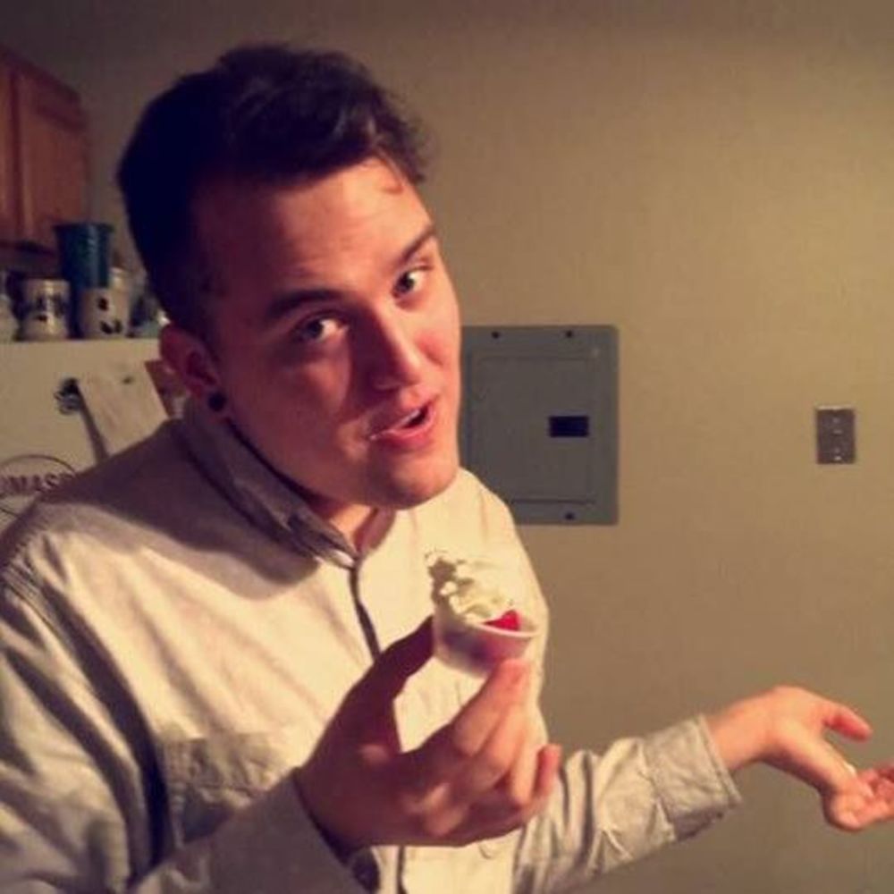 Meet your Posher, Corey