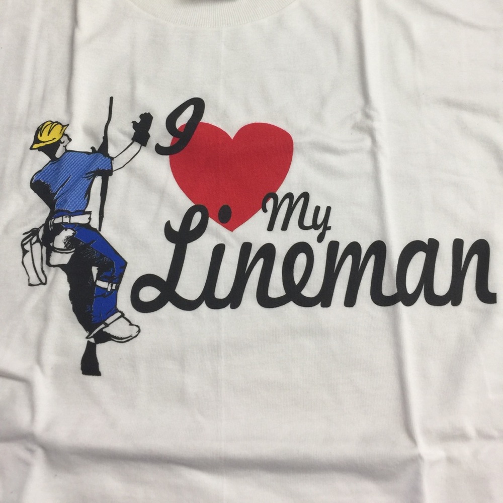 Adult large t shirt new