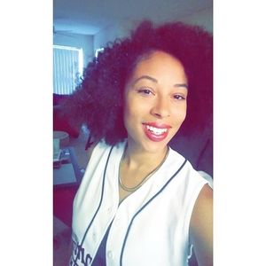 Meet your Posher, Naomi