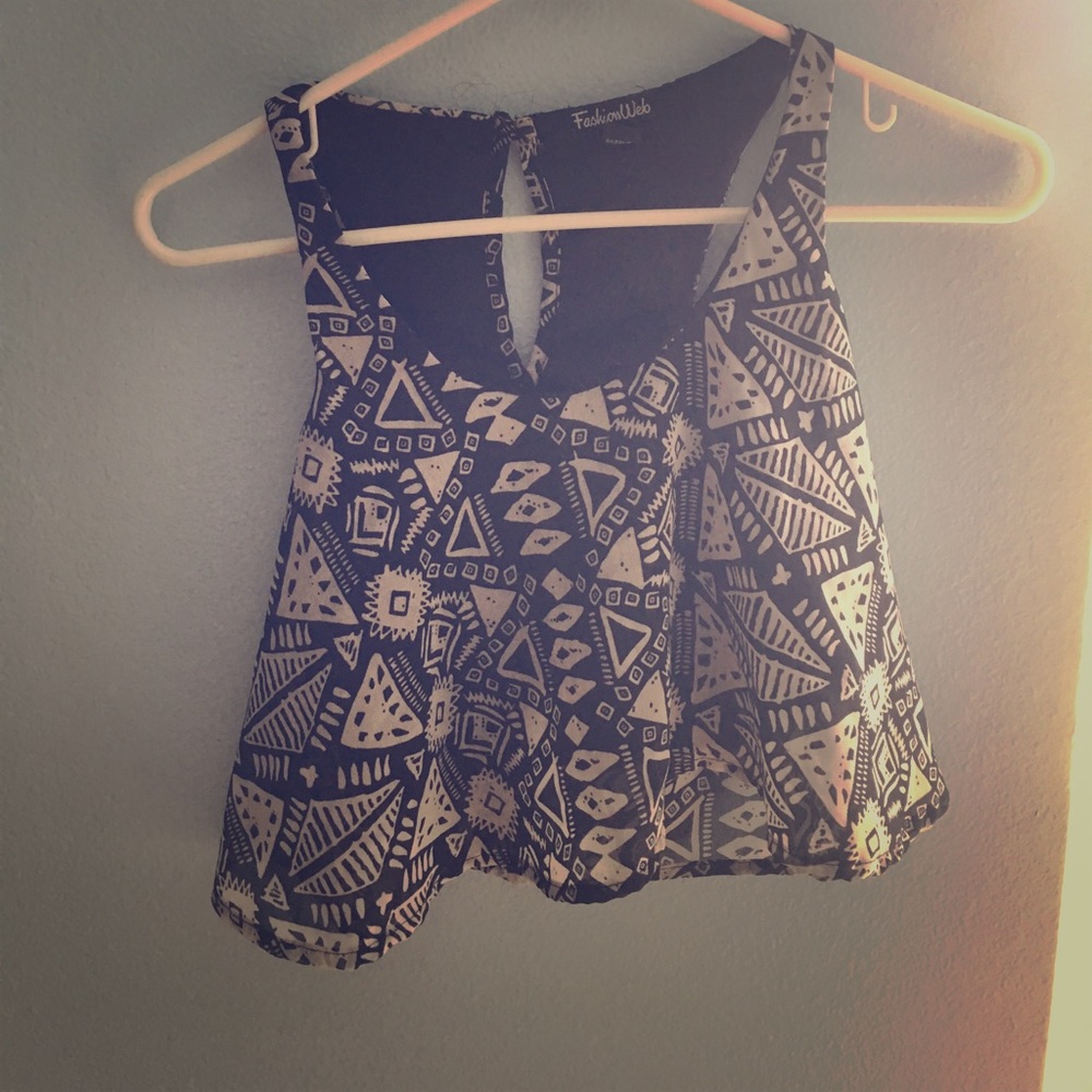 Crop top