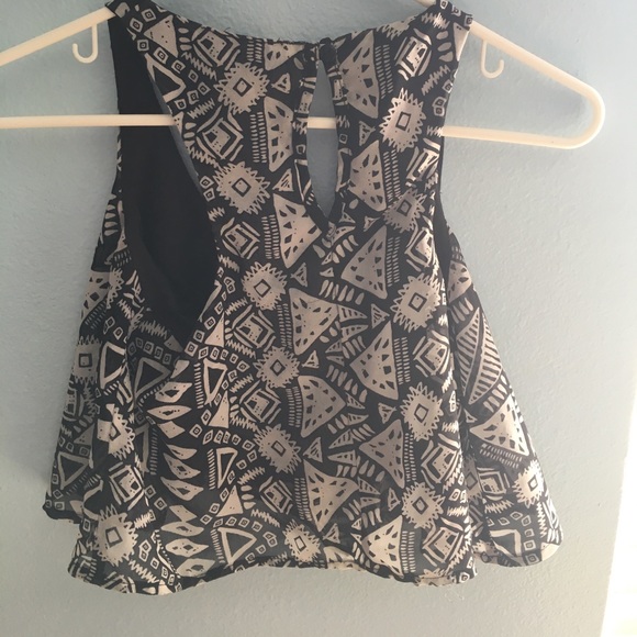 Crop top - Picture 3 of 3