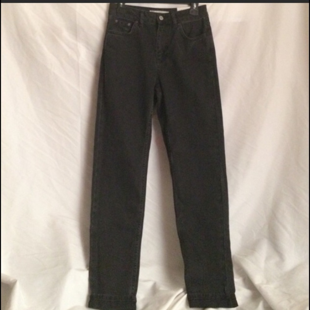 ACCEPTING ALL OFFERS Topshop moto mom highwaisted