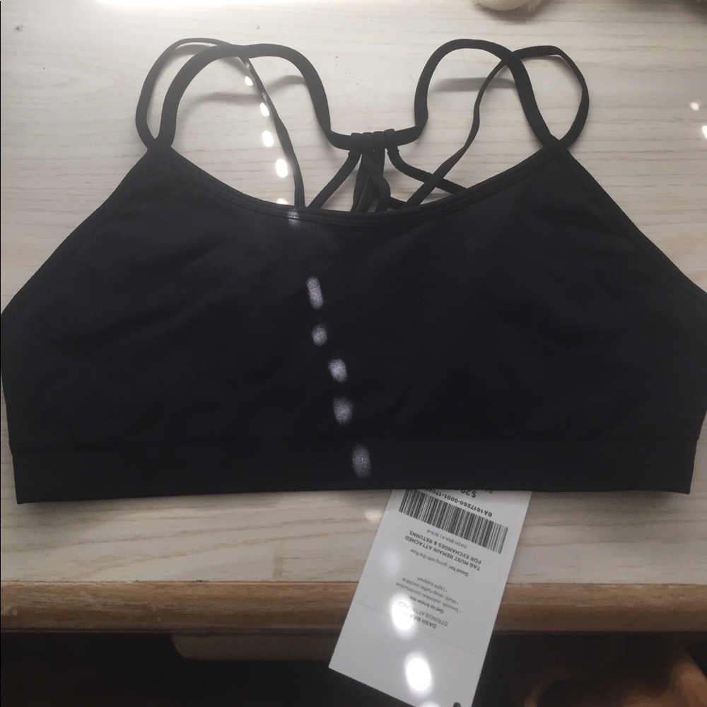 Fabletics sports bra