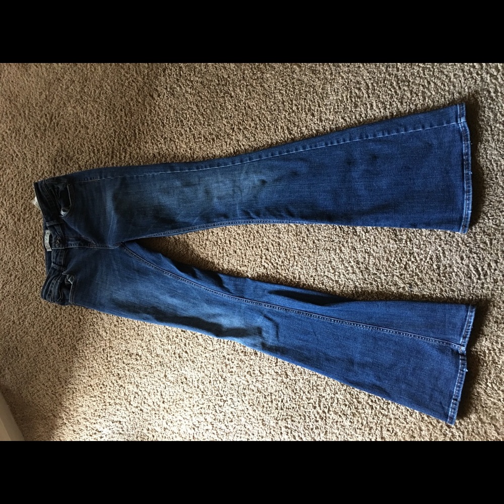 Zara super wide flare jeans 😍