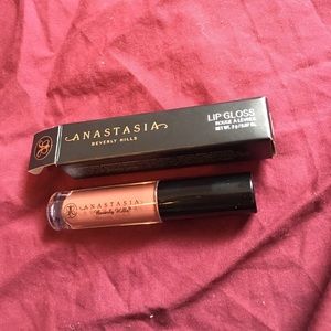 Anastasia lip gloss