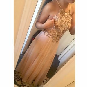 Peach/Pink prom dress
