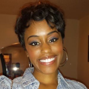 Meet your Posher, Brittney