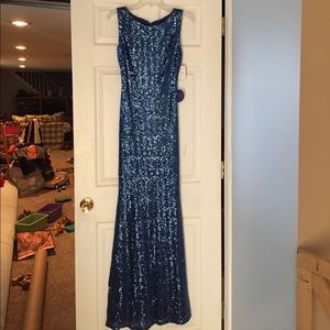BRAND NEW: formal sequin dress from Windsor