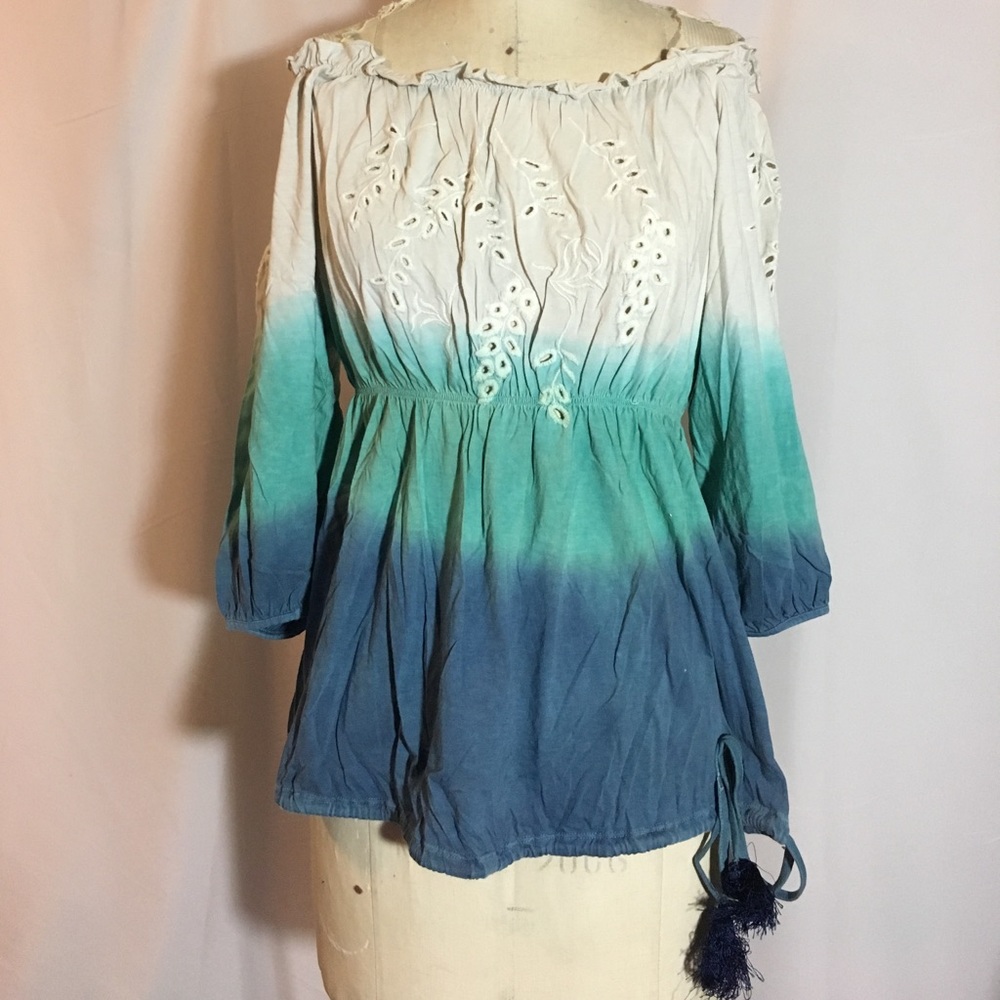 Off the shoulder ombré knit top with embroidery